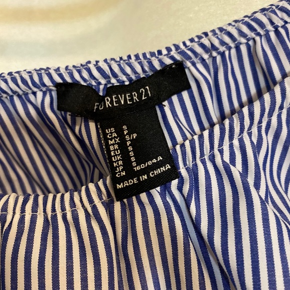 Forever 21 off shoulder crop top - Picture 4 of 4